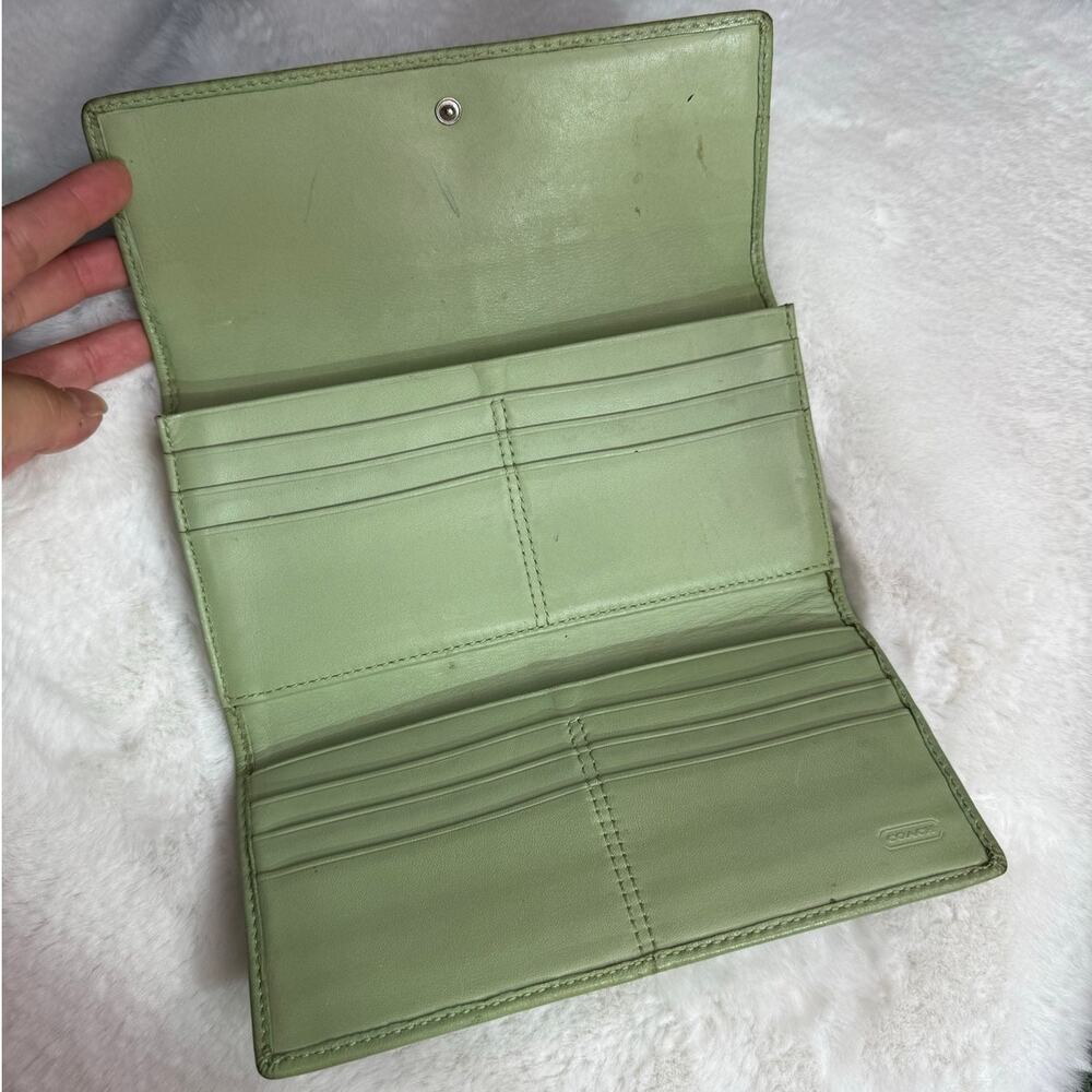 COACH Sage Wallet - Picture 4 of 7